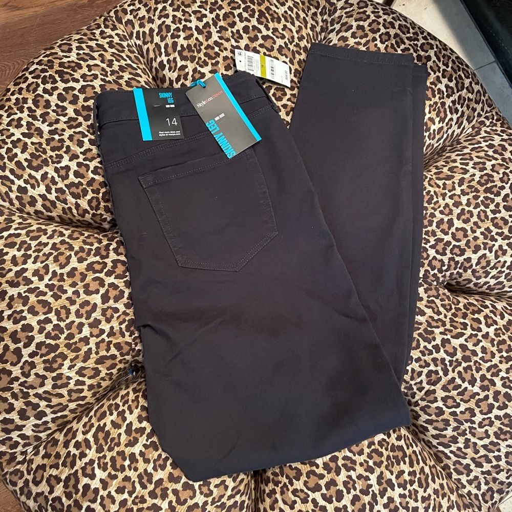 Style & Co. Denim Destruct Skinny midrise jeans 14